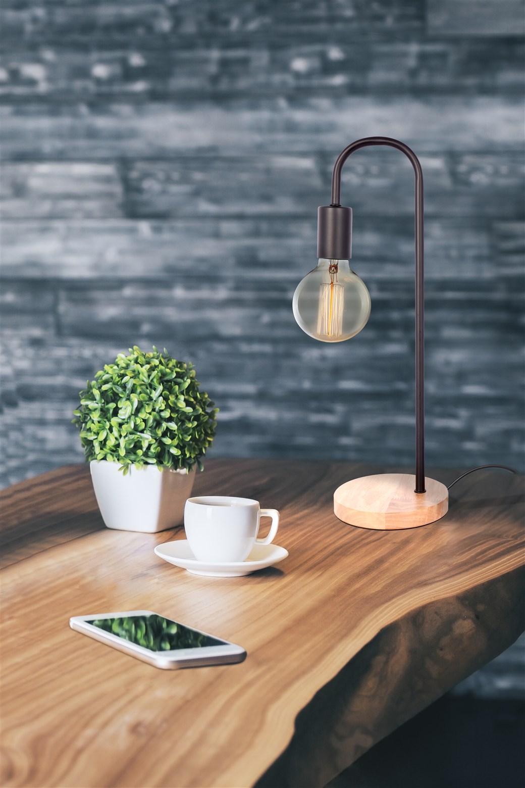 Elegante Tischlampe Schwarz