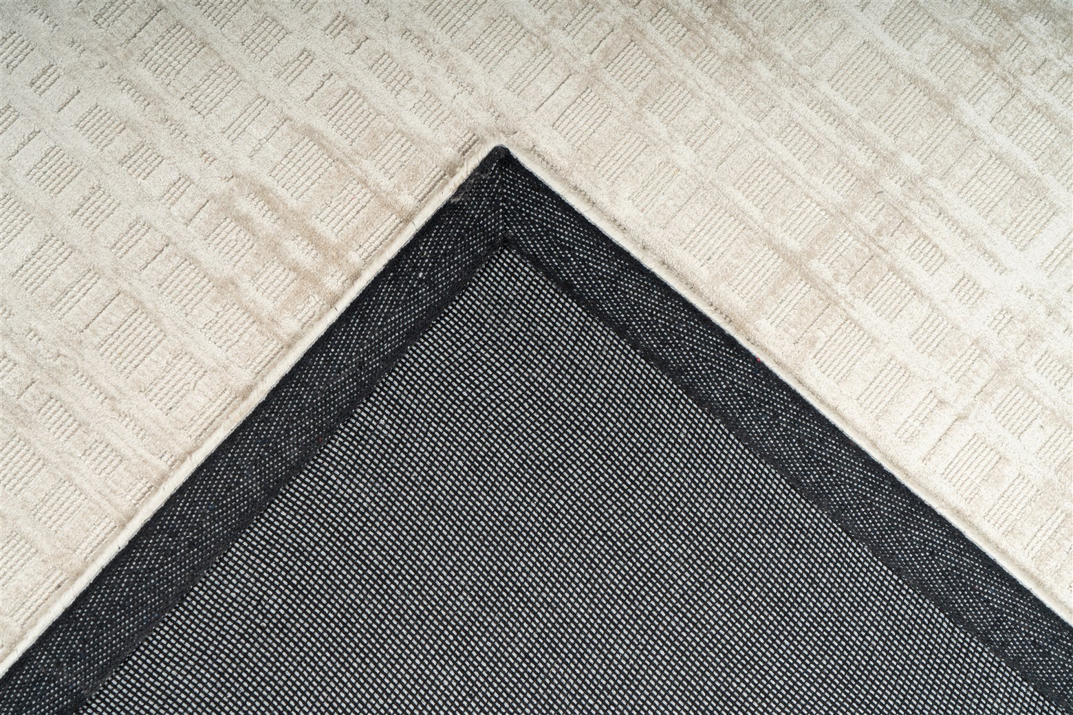 Teppich Karma 125 Beige / Silber 120cm x 170cm
