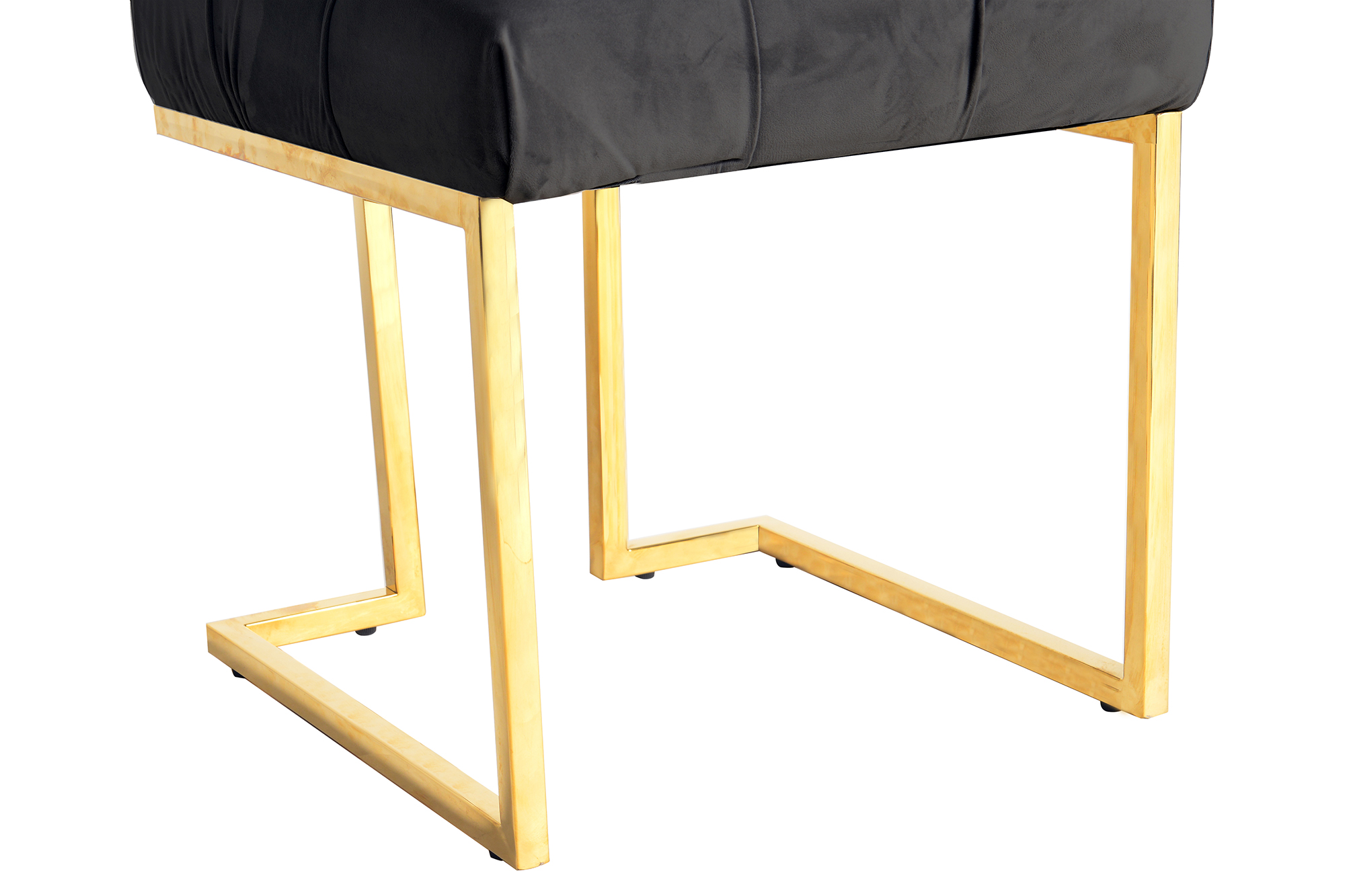 Eckiger Hocker mit samtigem Bezug