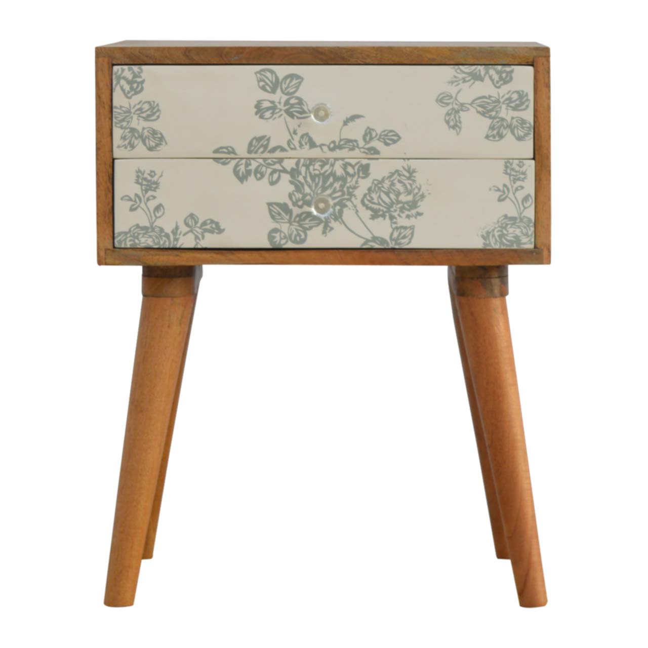 Grünes Bett mit Blumenmuster im Siebdruck-Look