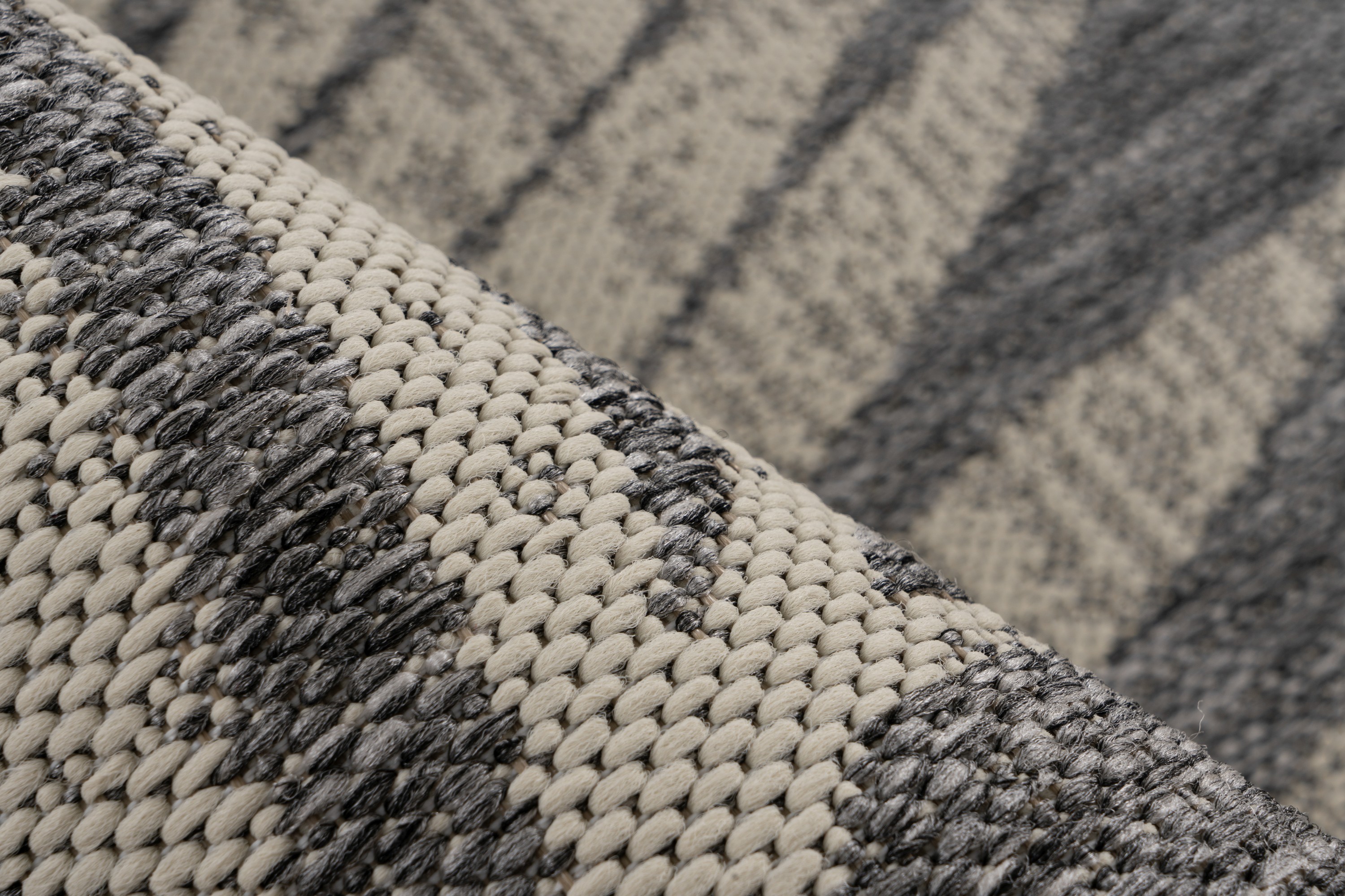 Teppich Nibru 725 Silber 80 x 150 cm