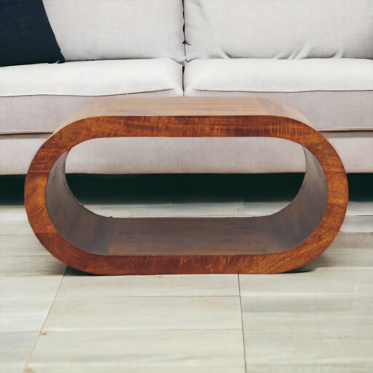 Amaya-Couchtisch