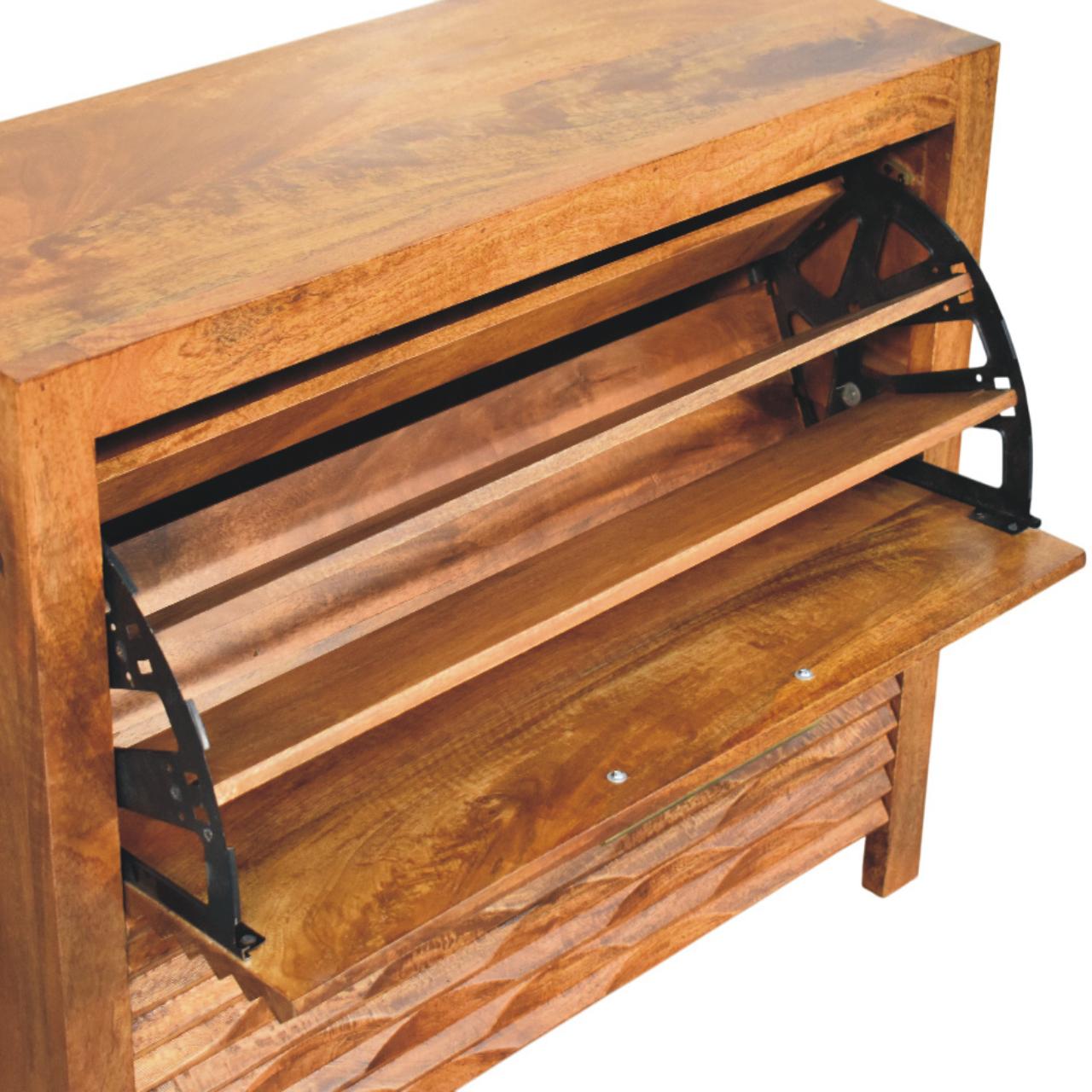 Schrank „Amber Wavefront“