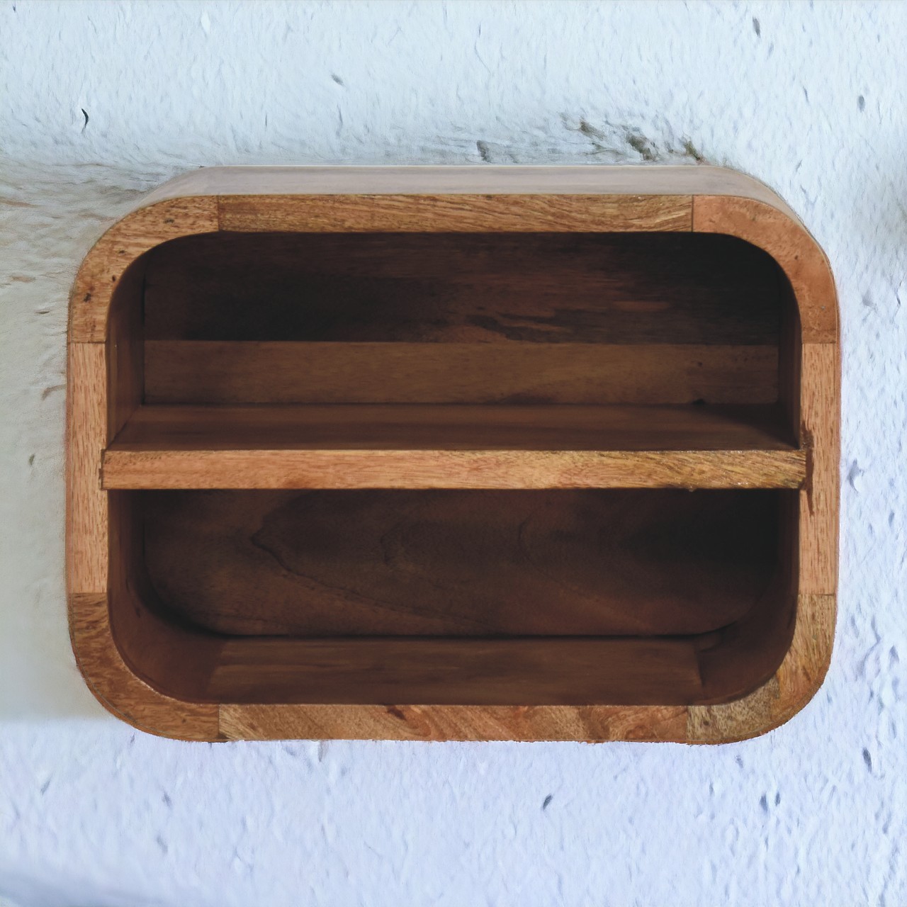 Manila-Gold-Schrank