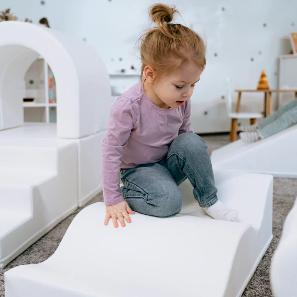 IGLU Softplay PEPI RER SIA IGLU Großes Party Set aus mehreren bunten Schaumstoff-Spielmodulen - Weiß - mit Rampe, Rutsche und Ballbecken,für Kinder – Ansicht 10
