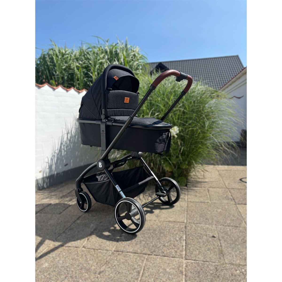 BabyTrold Alex 2in1 Kinderwagen Night mit Babywanne, Sportsitz und Fußsack